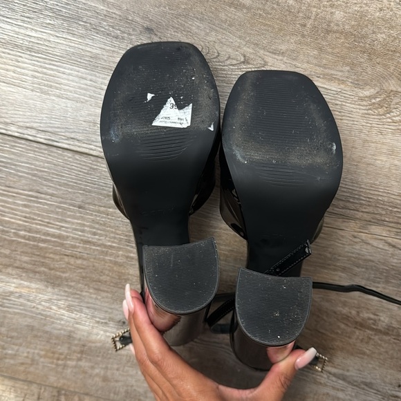 Aldo shiny black platform shoes, size 6 - Picture 5 of 9